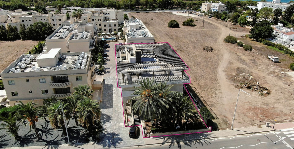 Shared commercial Building, Tombs of the Kings area, Paphos