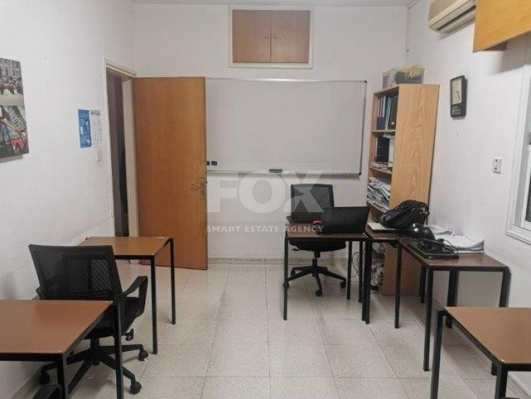 Office plus One bedroom apartment  In Kato Polemidia , Limassol