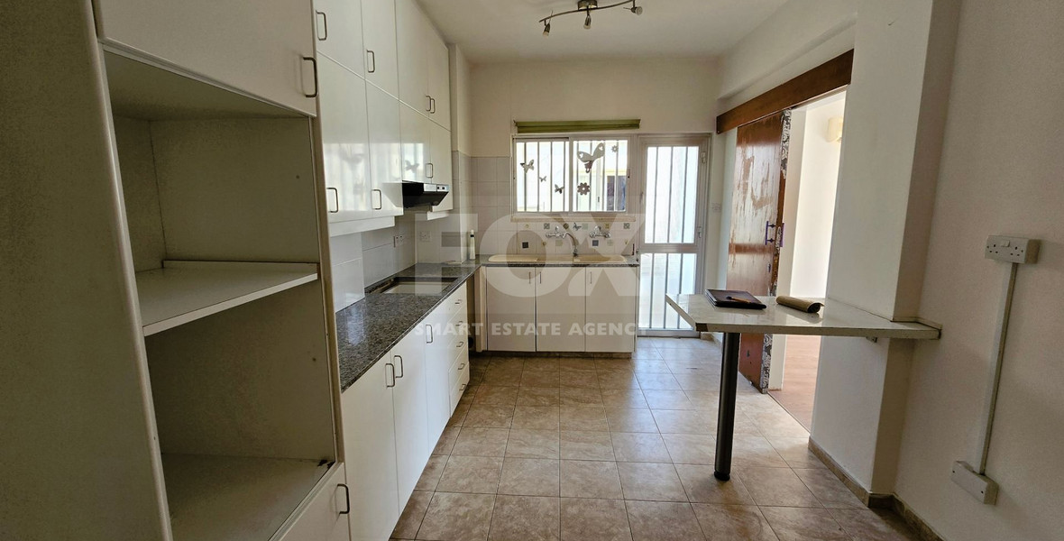 Three Bedroom House For Rent in Mesa Geitonia, Limassol