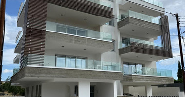 Brand new-Modern Design Top Floor Two Bedroom Apartment With Roof Garden