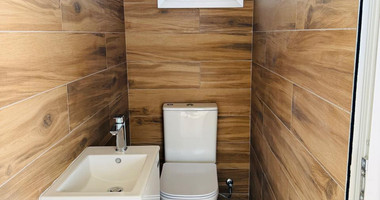 Brand new-Modern Design Top Floor Two Bedroom Apartment With Roof Garden