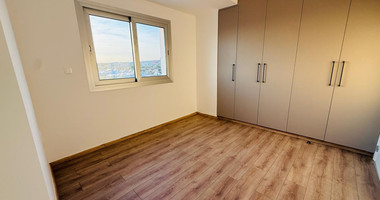 Brand new-Modern Design Top Floor Two Bedroom Apartment With Roof Garden