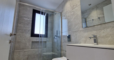 Luxurious fully furnished two-bedroom penthouse to rent in Petrou & Pavlou