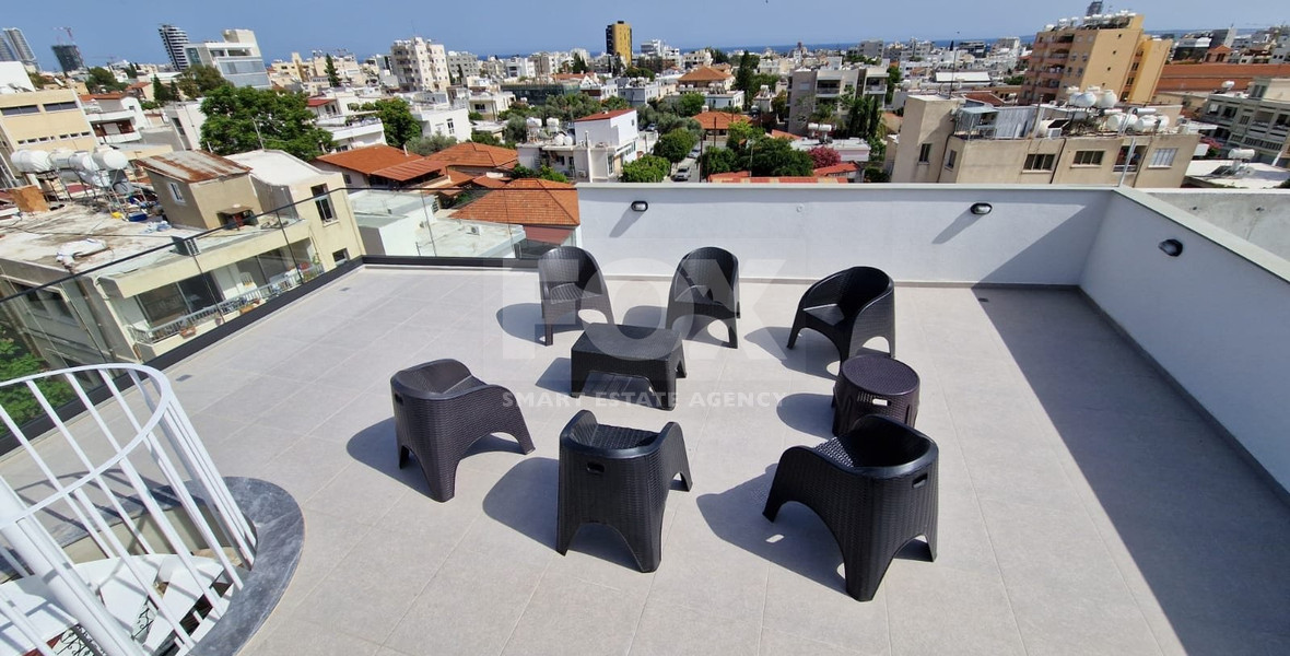 Luxurious fully furnished two-bedroom penthouse to rent in Petrou & Pavlou