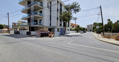 Luxurious fully furnished two-bedroom penthouse to rent in Petrou & Pavlou