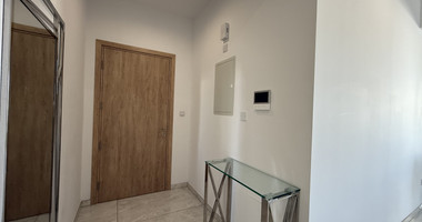 Luxurious fully furnished two-bedroom penthouse to rent in Petrou & Pavlou