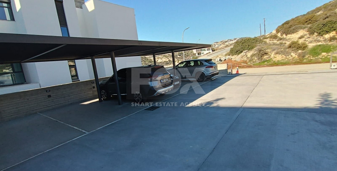 BRAND NEW  Ground Floor 3 Bedroom Apartment with  Sea Views and  Garden  VAT PAID