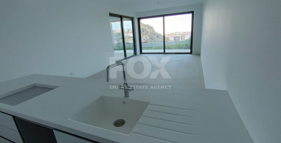 BRAND NEW  ground floor 3 Bedroom Apartment with Garden  Agios Tychonas, VAT PAID