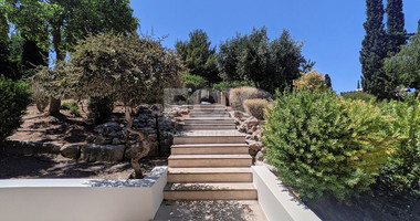 Four Bedroom detached villa in Aphrodite Hills