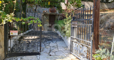 Furnished house in moniatis with guest house
