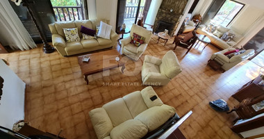 Furnished house in moniatis with guest house