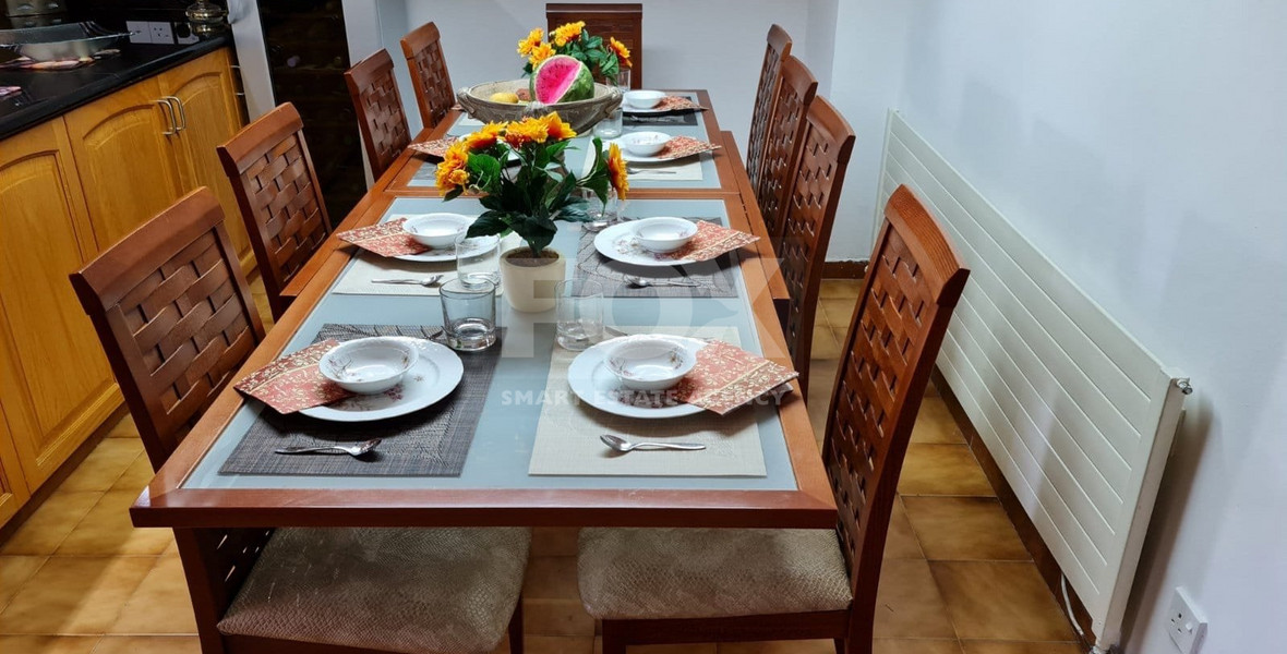Furnished house in moniatis with guest house