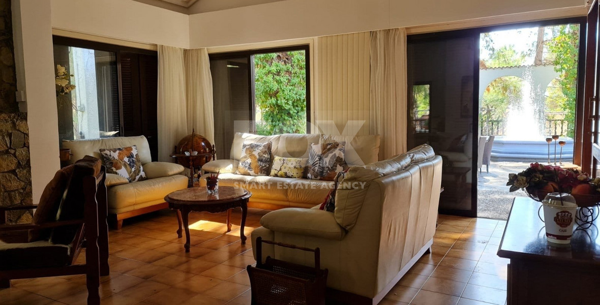 Furnished house in moniatis with guest house
