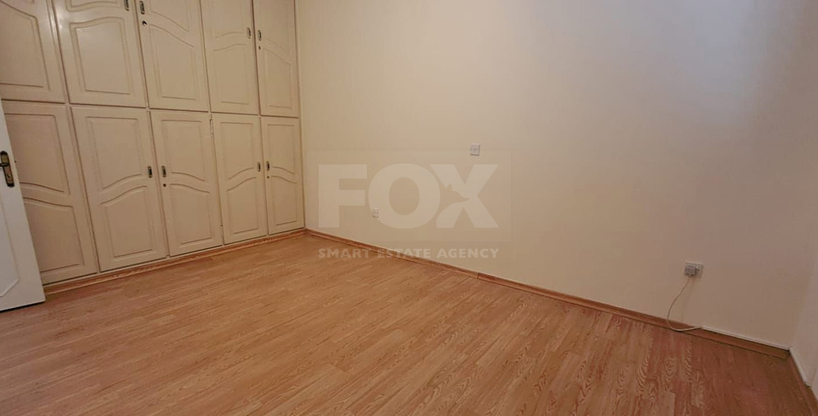 Three plus one bedroom semi-detached house for Rent in Kato Polemidia, Limassol
