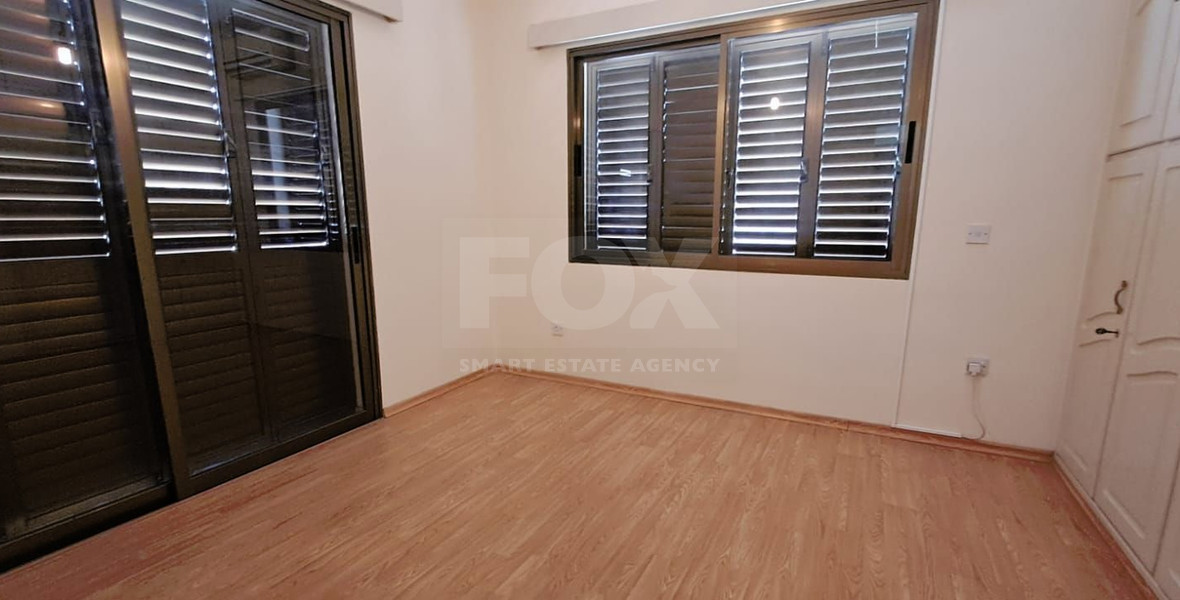 Three plus one bedroom semi-detached house for Rent in Kato Polemidia, Limassol