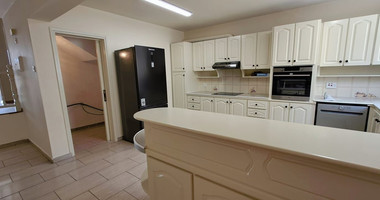Three plus one bedroom semi-detached house for Rent in Kato Polemidia, Limassol