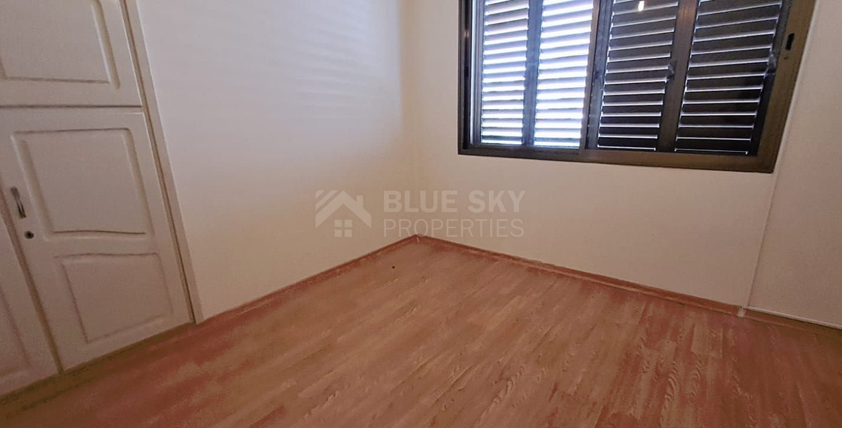 Three plus one bedroom semi-detached house for Rent in Kato Polemidia, Limassol