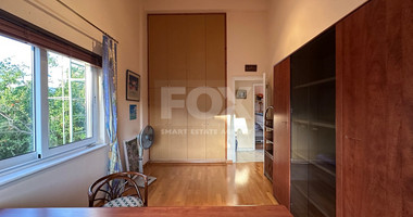 GRAB A BARGAIN - Six bedroom detached house for sale in Panthea-Mesa geitonia