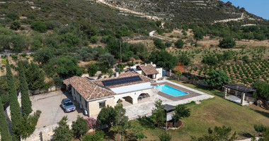 BEAUTIFUL STONE BUILT VILLA ON LARGE PLOT WITH PRIVATE DRIVE IN , VIEWS,  TRANQUILITY AND PRIVACY, A PERFECT RETREAT.
