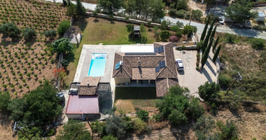 BEAUTIFUL STONE BUILT VILLA ON LARGE PLOT WITH PRIVATE DRIVE IN , VIEWS,  TRANQUILITY AND PRIVACY, A PERFECT RETREAT.