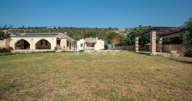 BEAUTIFUL STONE BUILT VILLA ON LARGE PLOT WITH PRIVATE DRIVE IN , VIEWS,  TRANQUILITY AND PRIVACY, A PERFECT RETREAT.