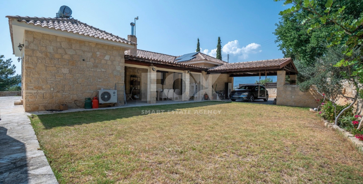 BEAUTIFUL STONE BUILT VILLA ON LARGE PLOT WITH PRIVATE DRIVE IN , VIEWS,  TRANQUILITY AND PRIVACY, A PERFECT RETREAT.