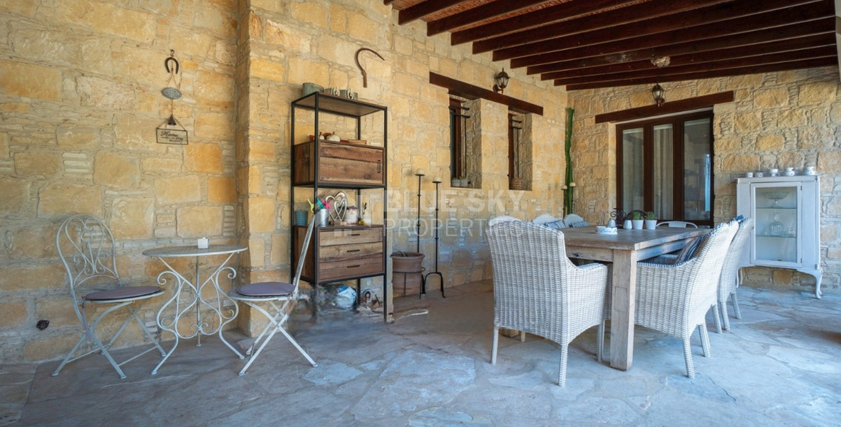 BEAUTIFUL STONE BUILT VILLA ON LARGE PLOT WITH PRIVATE DRIVE IN , VIEWS,  TRANQUILITY AND PRIVACY, A PERFECT RETREAT.
