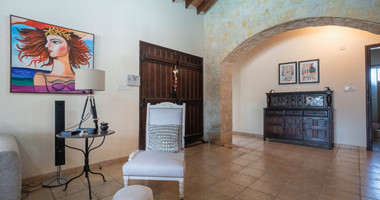 BEAUTIFUL STONE BUILT VILLA ON LARGE PLOT WITH PRIVATE DRIVE IN , VIEWS,  TRANQUILITY AND PRIVACY, A PERFECT RETREAT.
