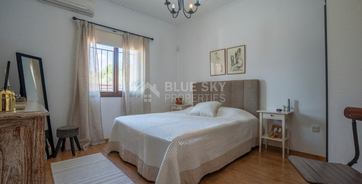 BEAUTIFUL STONE BUILT VILLA ON LARGE PLOT WITH PRIVATE DRIVE IN , VIEWS,  TRANQUILITY AND PRIVACY, A PERFECT RETREAT.