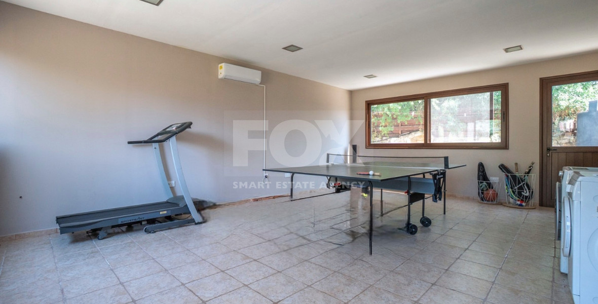 BEAUTIFUL STONE BUILT VILLA ON LARGE PLOT WITH PRIVATE DRIVE IN , VIEWS,  TRANQUILITY AND PRIVACY, A PERFECT RETREAT.