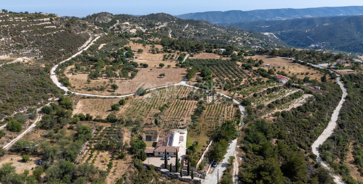 BEAUTIFUL STONE BUILT VILLA ON LARGE PLOT WITH PRIVATE DRIVE IN , VIEWS,  TRANQUILITY AND PRIVACY, A PERFECT RETREAT.