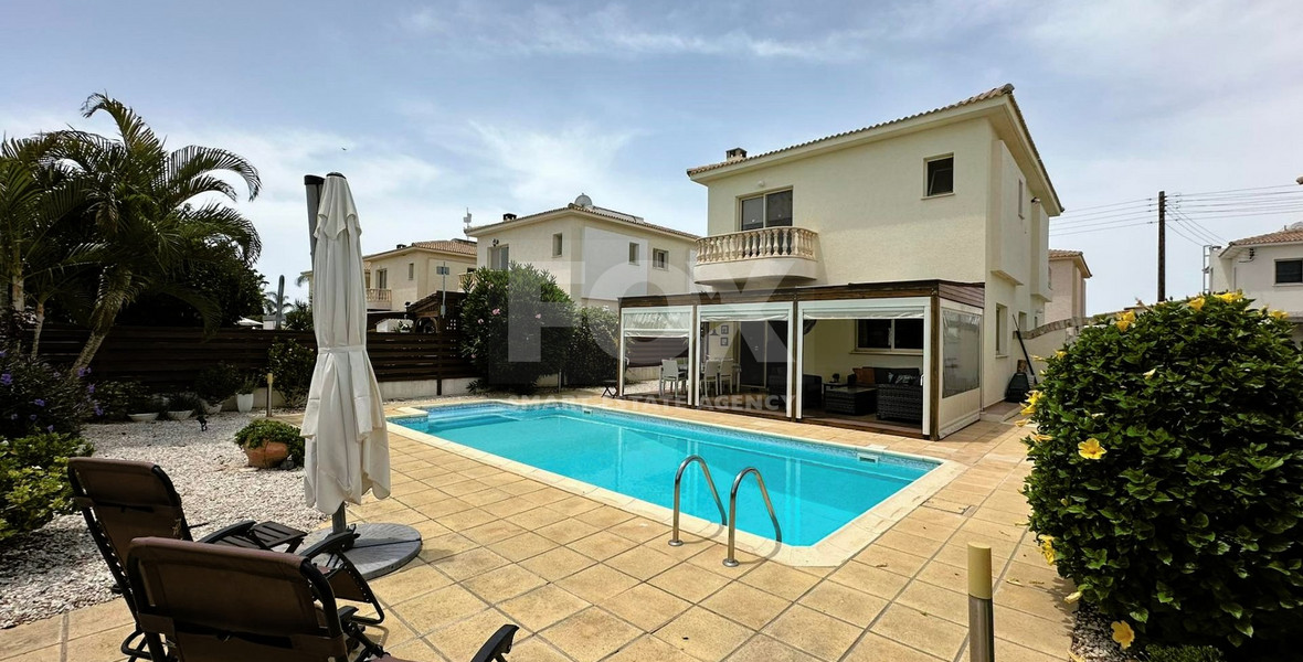 Three-Bedroom Detached Villa in Mandria, Paphos