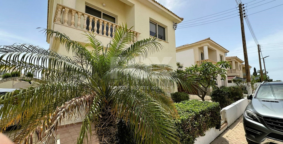 Three-Bedroom Detached Villa in Mandria, Paphos