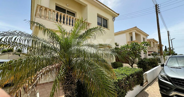 Three-Bedroom Detached Villa in Mandria, Paphos