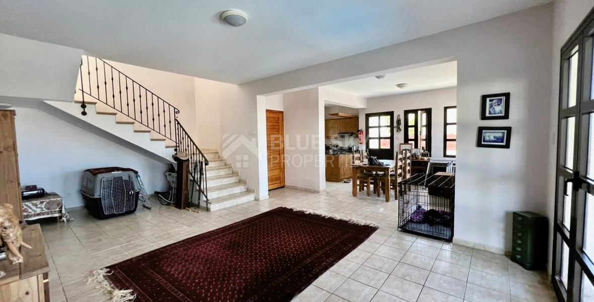 Three bedroom superior villas in Peyia, Paphos