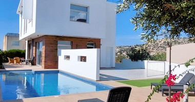 Three bedroom superior villas in Peyia, Paphos