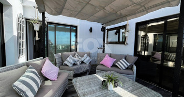 Four bedroom spacious villa with amazing sea view