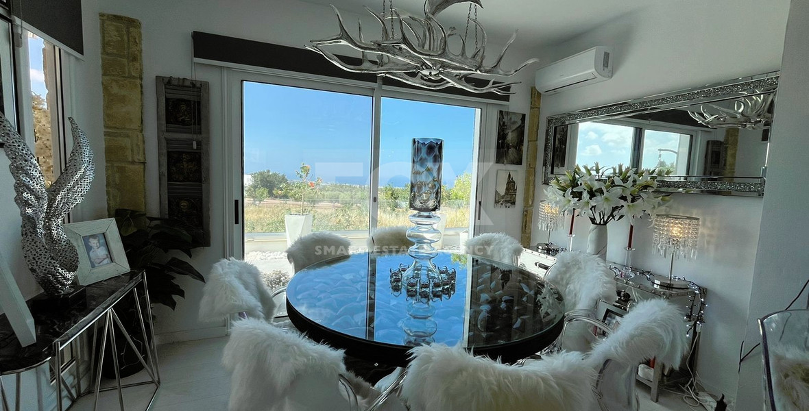 Four bedroom spacious villa with amazing sea view