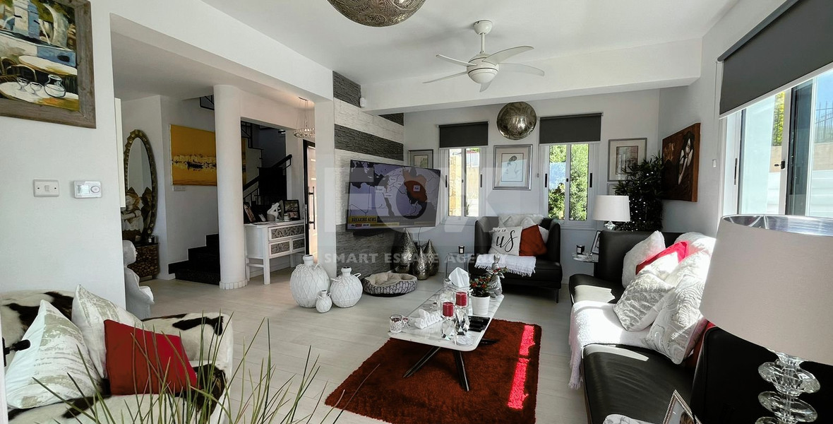 Four bedroom spacious villa with amazing sea view