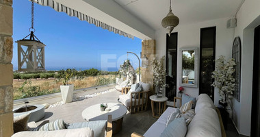 Four bedroom spacious villa with amazing sea view