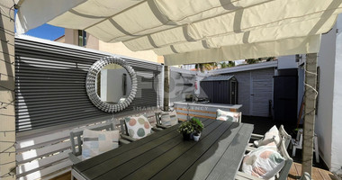 Four bedroom spacious villa with amazing sea view