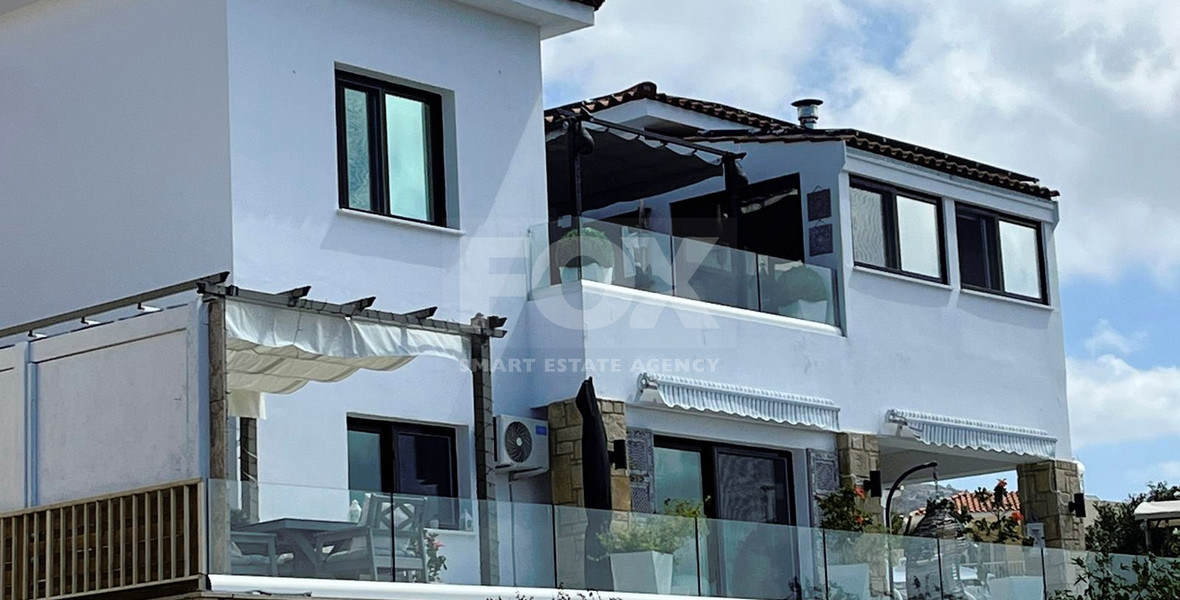 Four bedroom spacious villa with amazing sea view