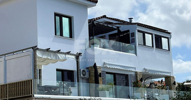 Four bedroom spacious villa with amazing sea view