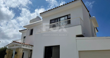 Four bedroom spacious villa with amazing sea view