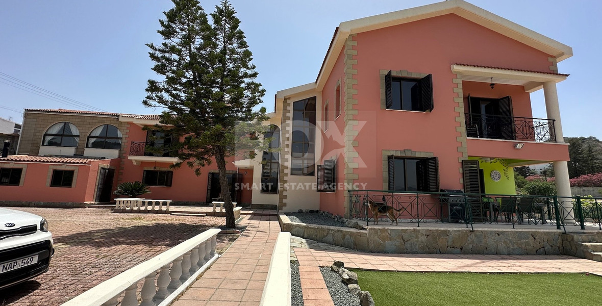 Luxurious Versatile Retreat in the Heart of Prastio offering open views,5 bedrooms, 3 bathrooms.