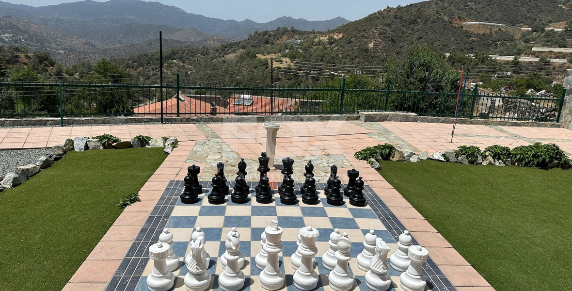 Luxurious Versatile Retreat in the Heart of Prastio offering open views,5 bedrooms, 3 bathrooms.