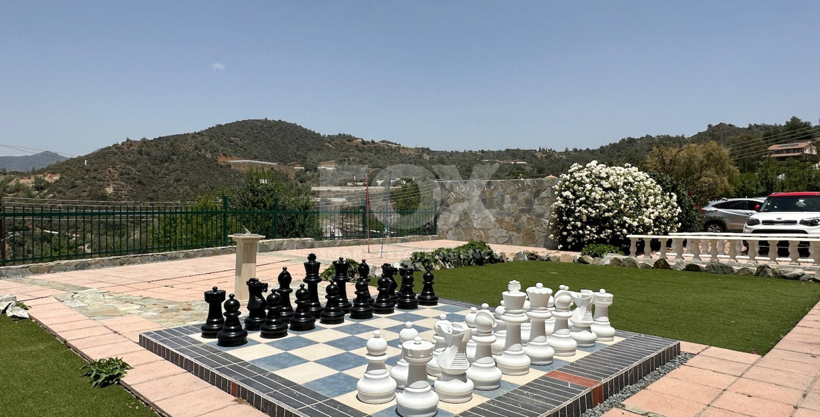 Luxurious Versatile Retreat in the Heart of Prastio offering open views,5 bedrooms, 3 bathrooms.