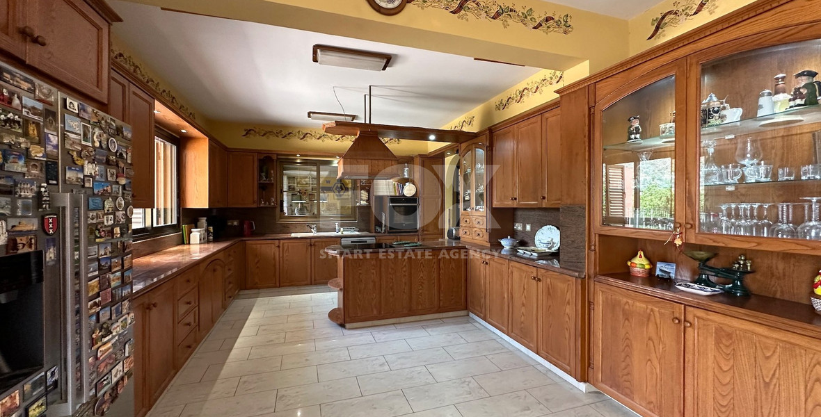 Luxurious Versatile Retreat in the Heart of Prastio offering open views,5 bedrooms, 3 bathrooms.