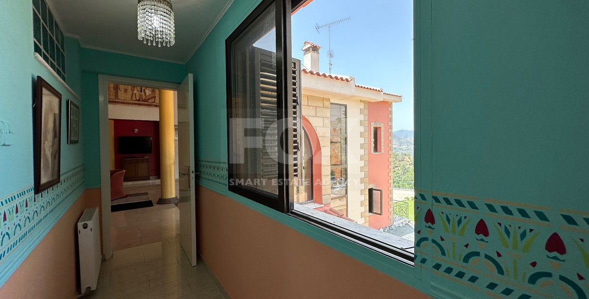 Luxurious Versatile Retreat in the Heart of Prastio offering open views,5 bedrooms, 3 bathrooms.