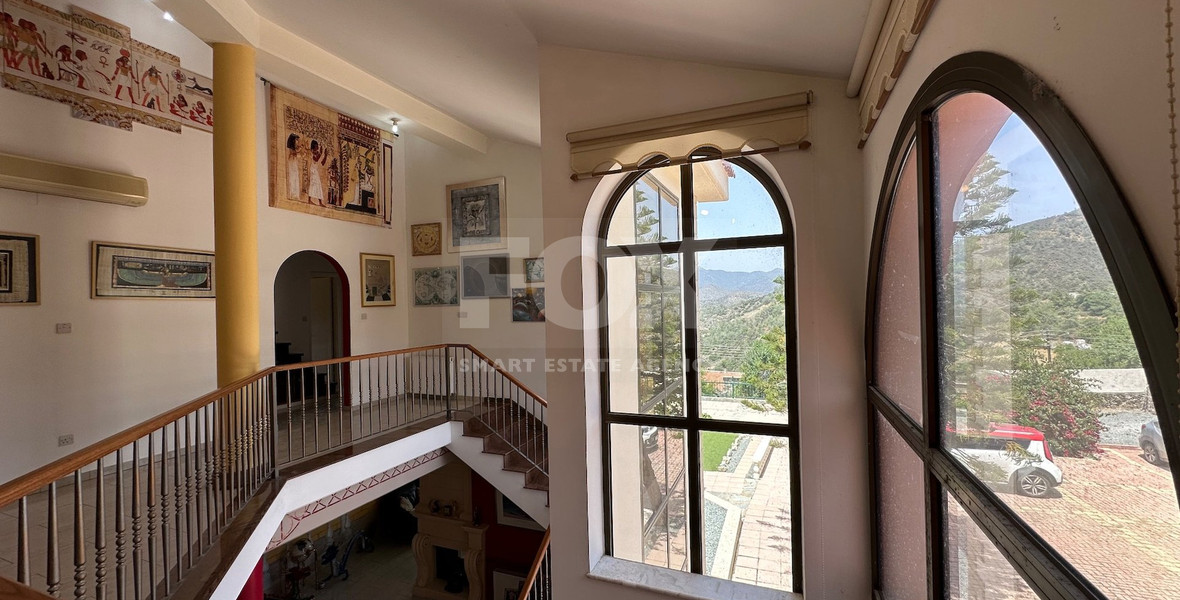 Luxurious Versatile Retreat in the Heart of Prastio offering open views,5 bedrooms, 3 bathrooms.